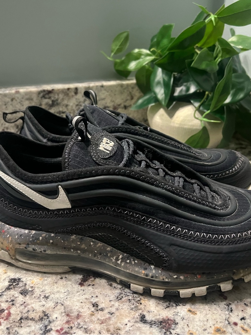 Nike Men’s Air Max 97 Black with Silver Swoosh Sneakers